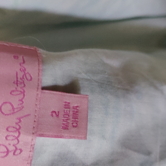 Lilly Pulitzer dress , very sought after - Picture 4 of 4